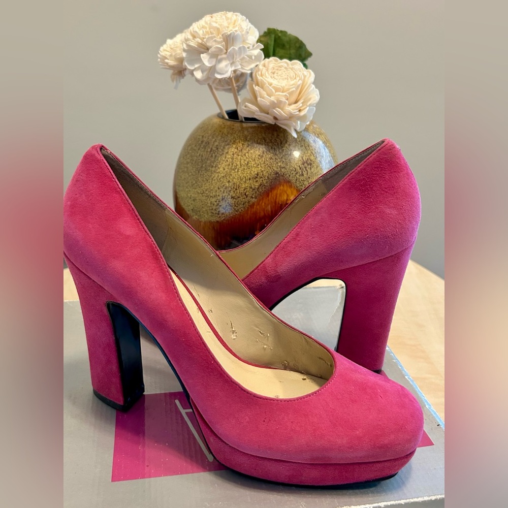 Nine West Pink Suede Platform Heels Size 11